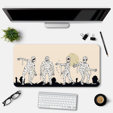 Alien Astronaut Desk Mat | Desk Pad | Mousepad